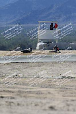 media/Nov-16-2025-Race Pace (Sun) [[8c5fa54630]]/Verified Riders/2-Turn 7 (945am)/